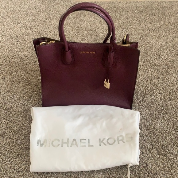 Michael Kors Plum Mercer Handbag - Picture 2 of 13